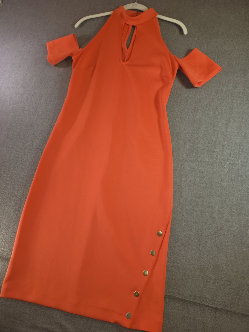 BOLD Elements Cold-Shoulder Keyhole Midi Dress in Bright Orange Womens Small